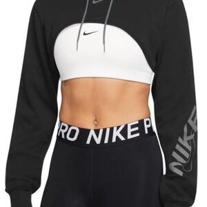 Nike Pro Dri‑FIT Shrug Hoodie FB5180-010 Size Small NWT
